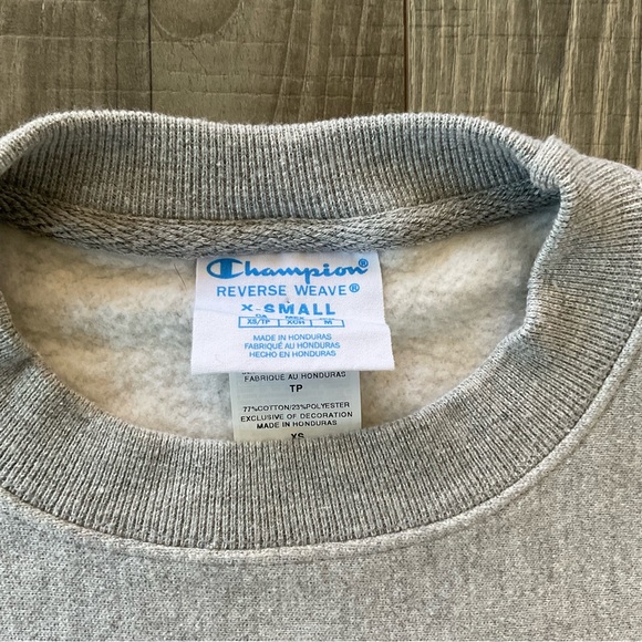 VTG Champion Reverse Weave Spellout Crewneck Sweatshirt
Men’s XS
Ash Gray - Picture 6 of 7